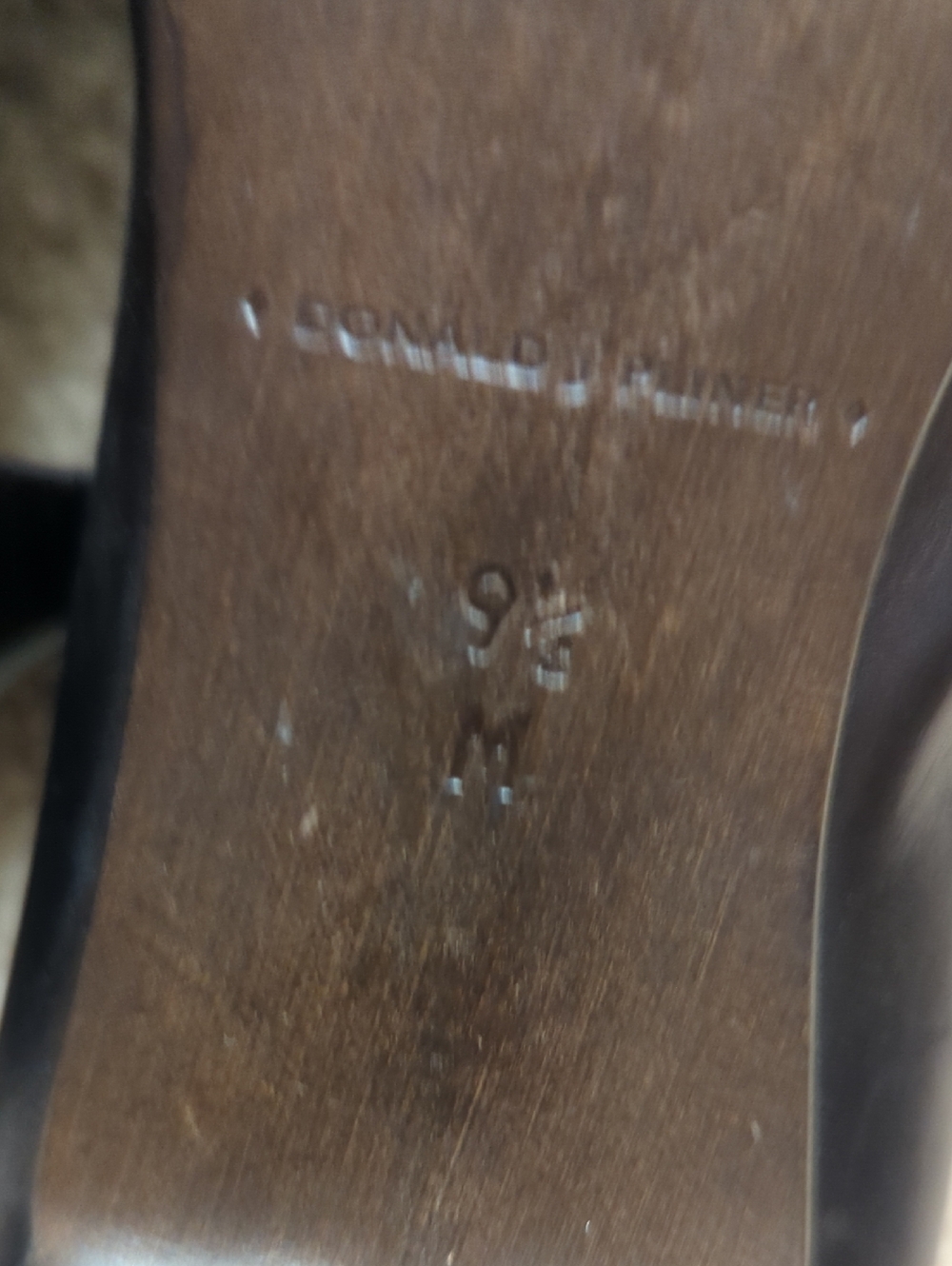 Donald J Pliner Short Boots - Picture 4 of 6